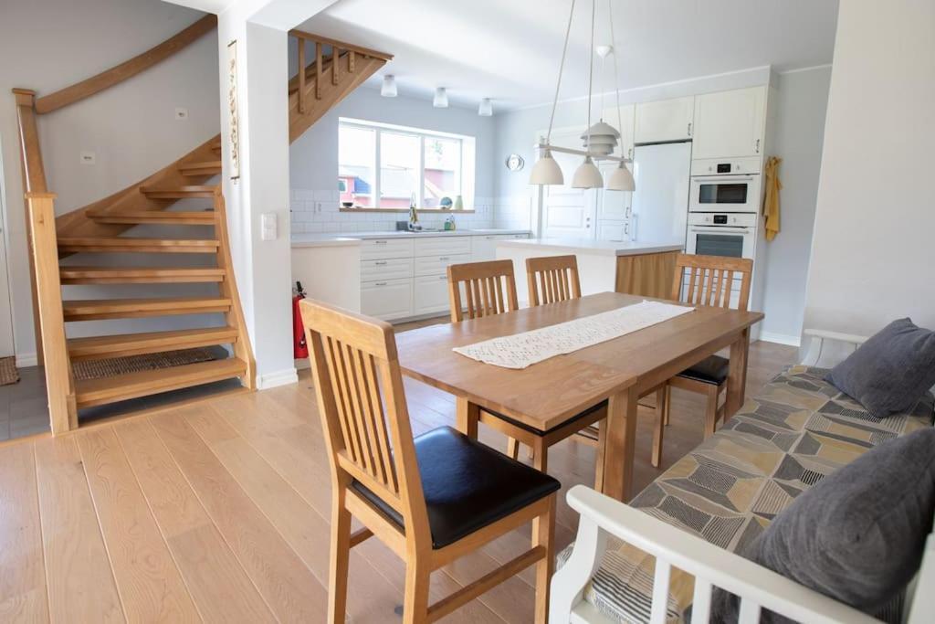 Villa Persas Kristinehamn Esterno foto